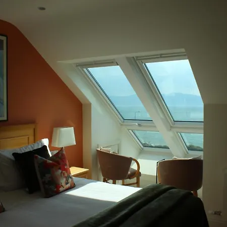 بيت ضيافة House إنش