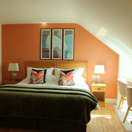 Guest house House 4*